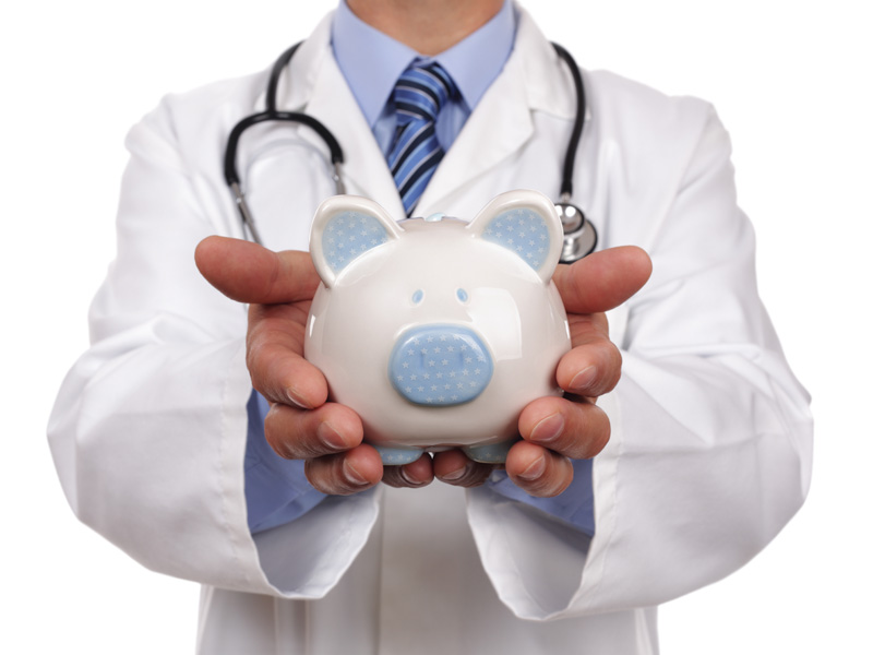 ¿Necesito un seguro de gastos médicos mayores?